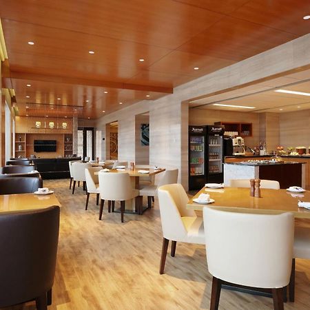 Courtyard By Marriott Pune Chakan Exterior photo