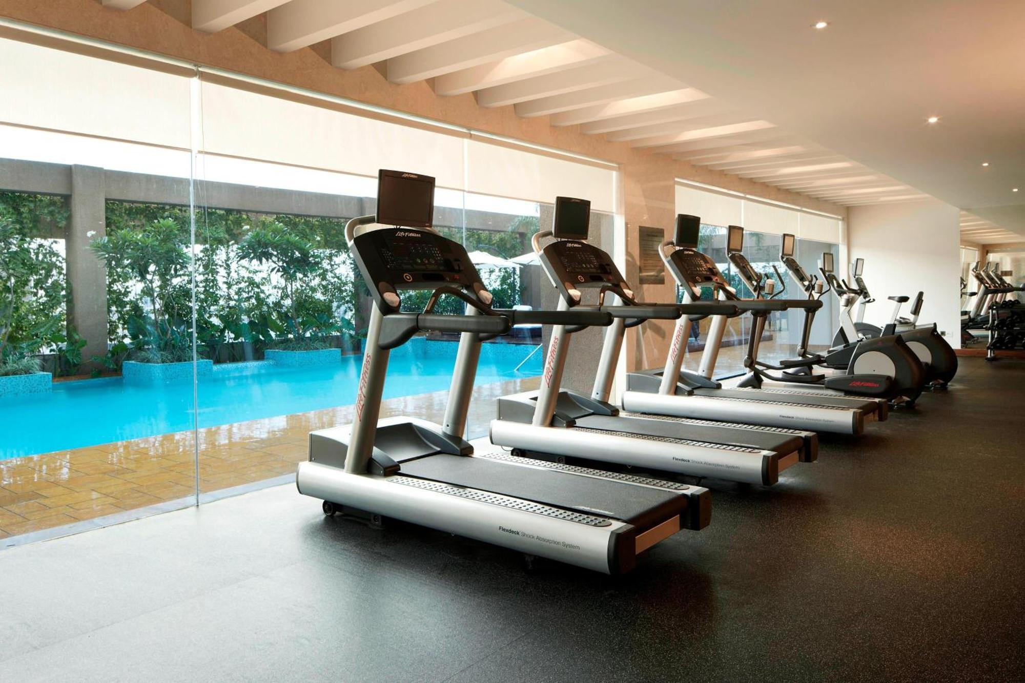 Courtyard By Marriott Pune Chakan Exterior photo