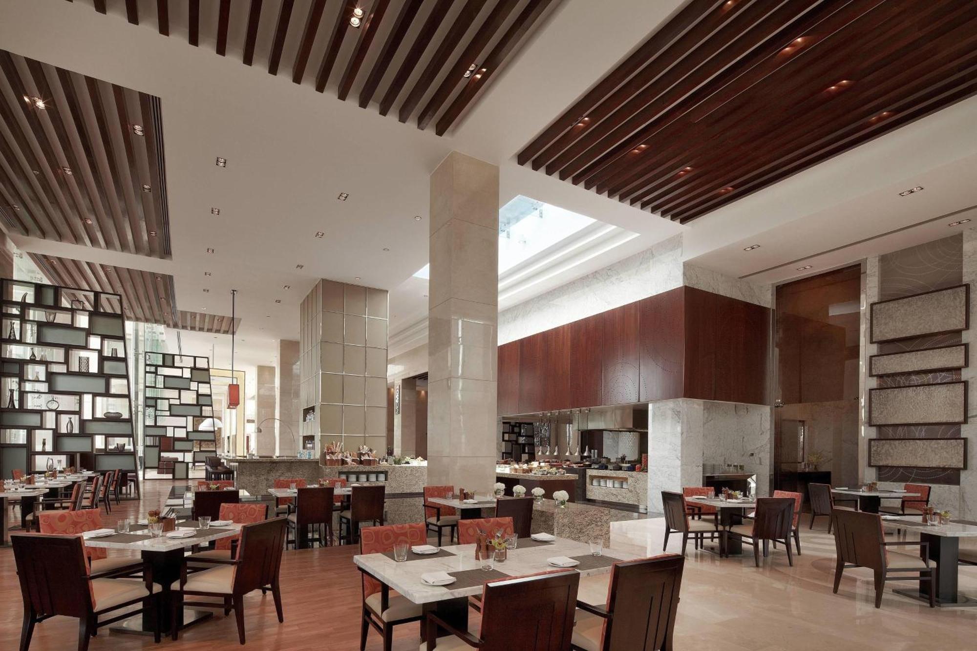 Courtyard By Marriott Pune Chakan Exterior photo