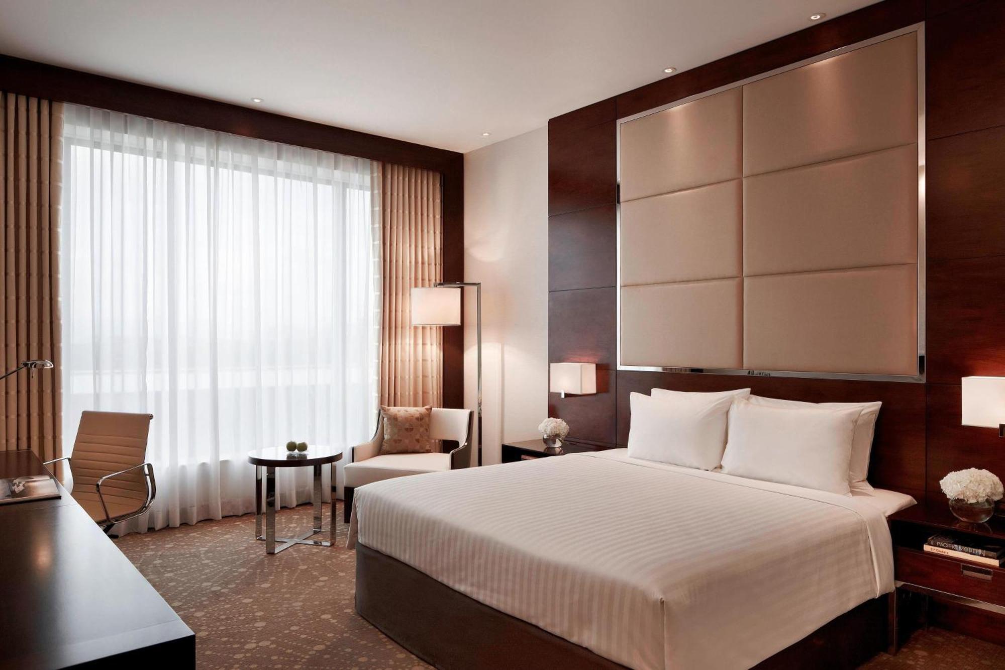 Courtyard By Marriott Pune Chakan Exterior photo